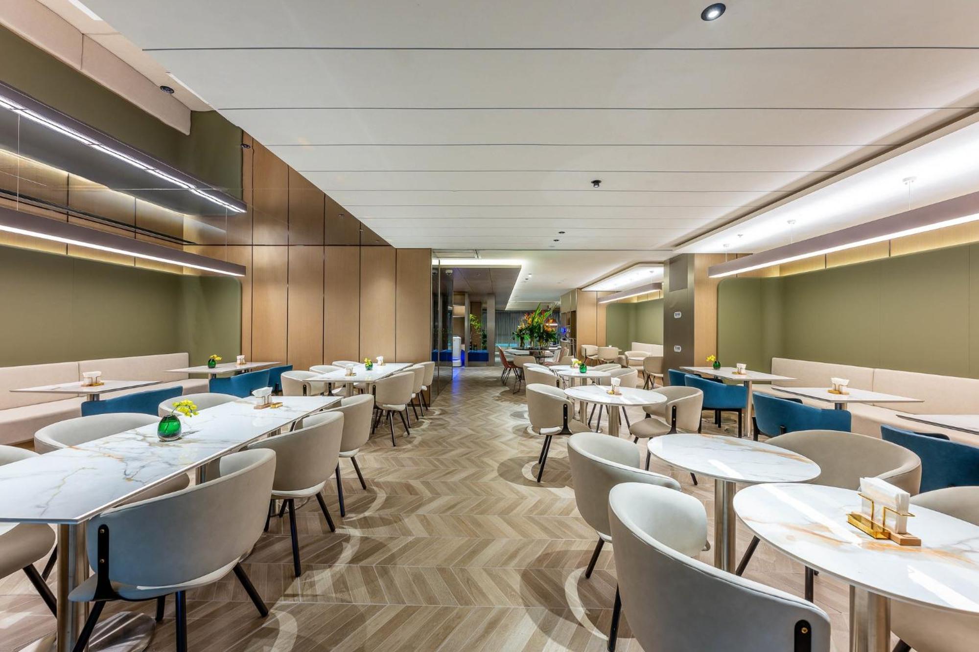 Holiday Inn Express Shanghai Jing'An Temple By Ihg Exteriör bild