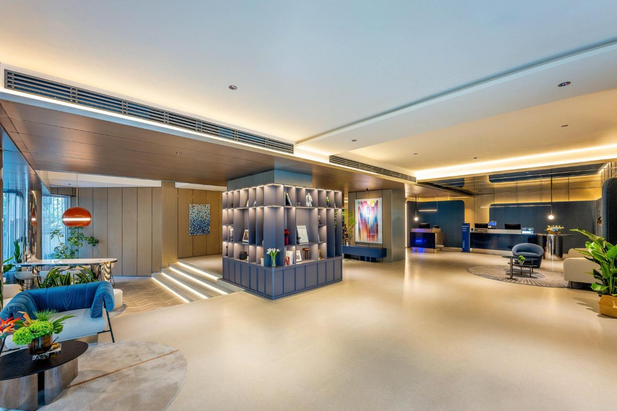Holiday Inn Express Shanghai Jing'An Temple By Ihg Exteriör bild