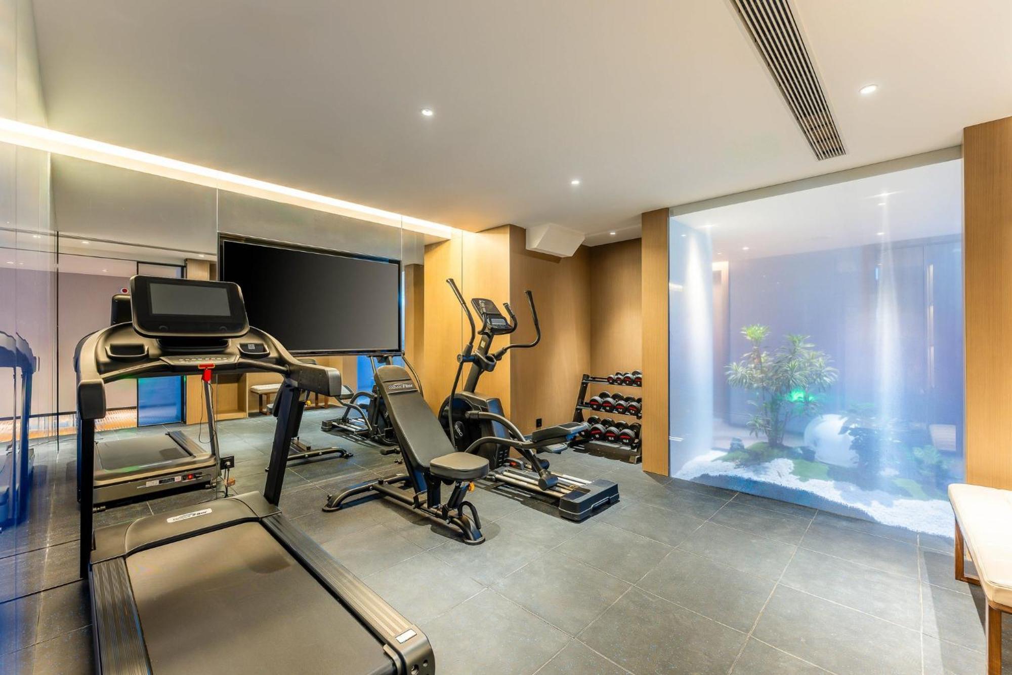 Holiday Inn Express Shanghai Jing'An Temple By Ihg Exteriör bild